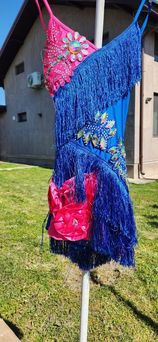 Costume dans sau gimnastica