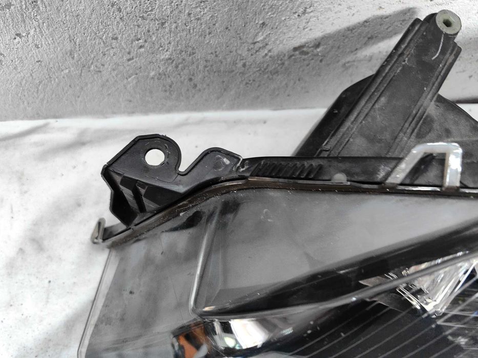 оригинален фар Опел Астра  Opel Astra H