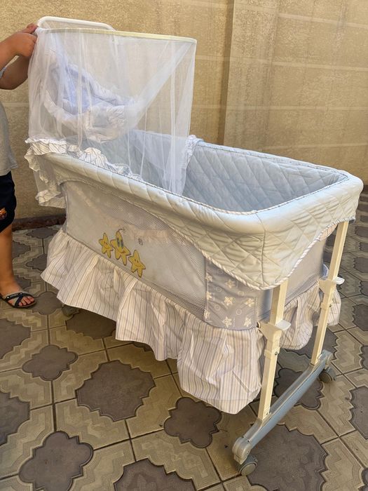 Продам манеж, исползовали только месяц,