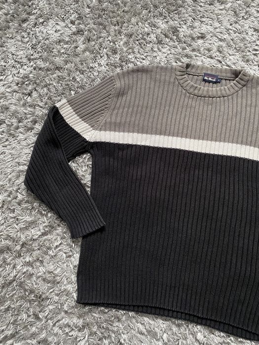 pulover mcneal barbatesc