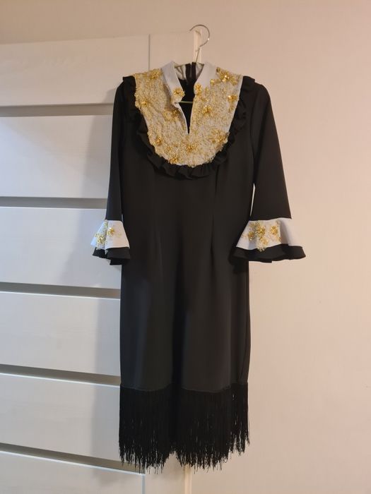 Rochie eleganta midi