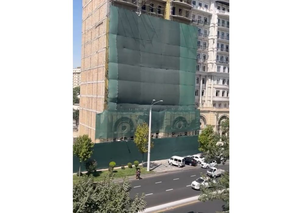 Яккасарай , Нукус авеню , 4/4/12 , 98,29 кв м , 1525 $ за кв м  .