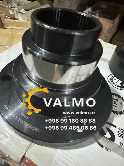 Фланец выходного вала КПП Z=49 HOWO SHACMAN