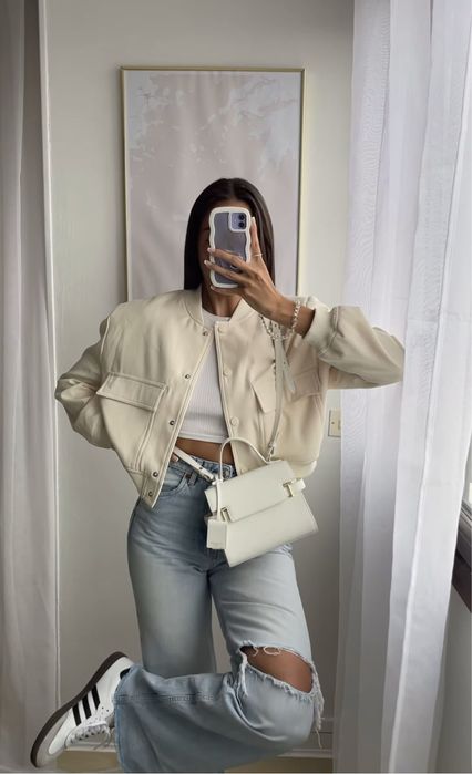 Продам бомбер под zara