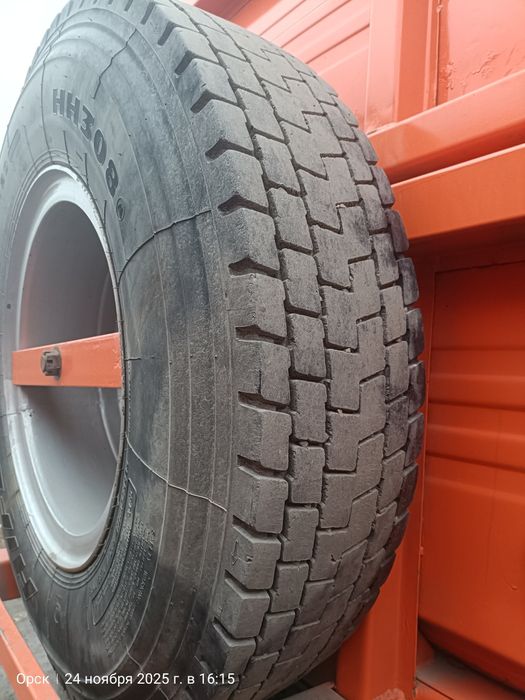 Грузовые шины в сборе