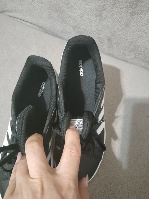 Snickers  Adidas