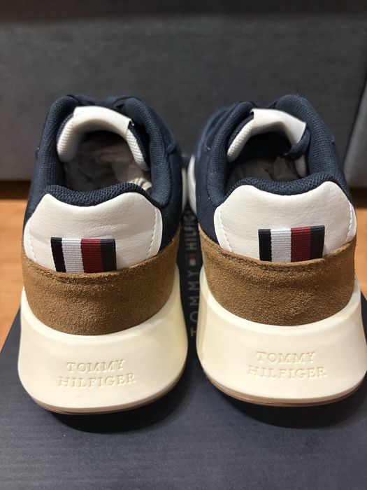 Оригинальные кроссоваи Tommy Hilfiger