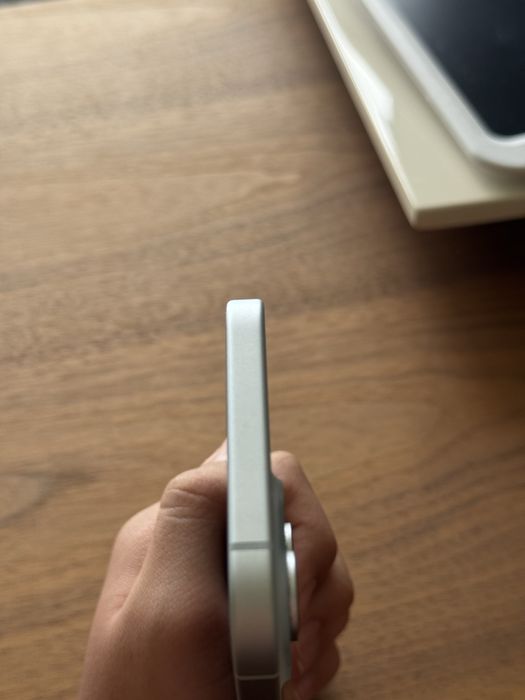 Iphone 15 plus,128гб