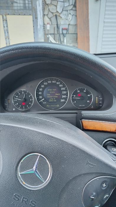 Mercedes benz w211 2.7