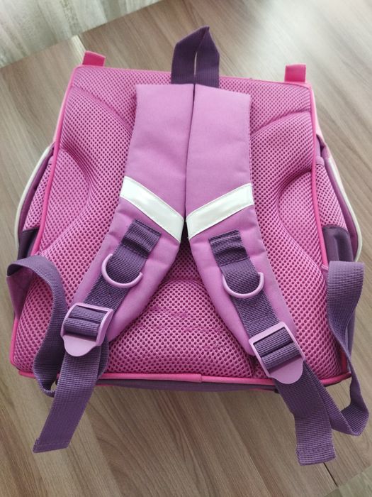 Продаю школьный рюкзак