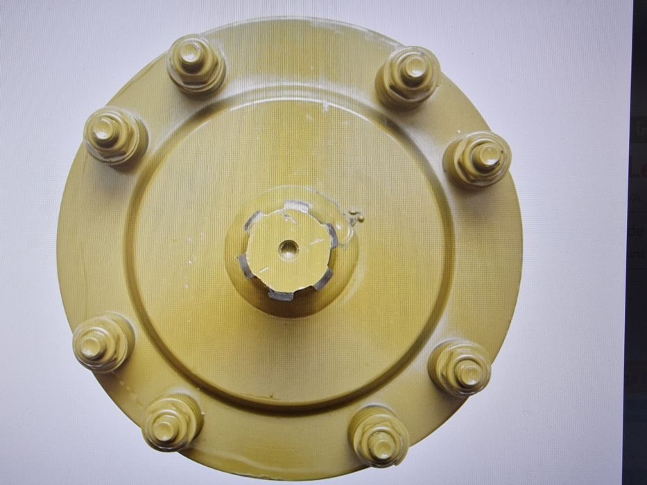 Ambreiaj universal pentru cardan z6 fi 200 și fi 180 preț 450 lei se p