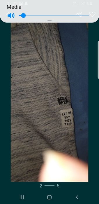 Vând pantaloni scurți copii firma zara