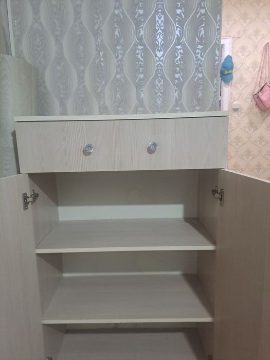 Продам камод 10000