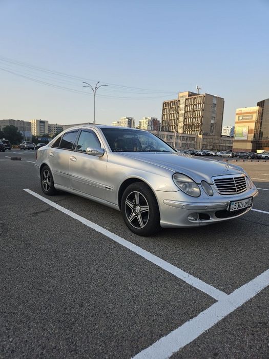 Mersedes-Benz w211