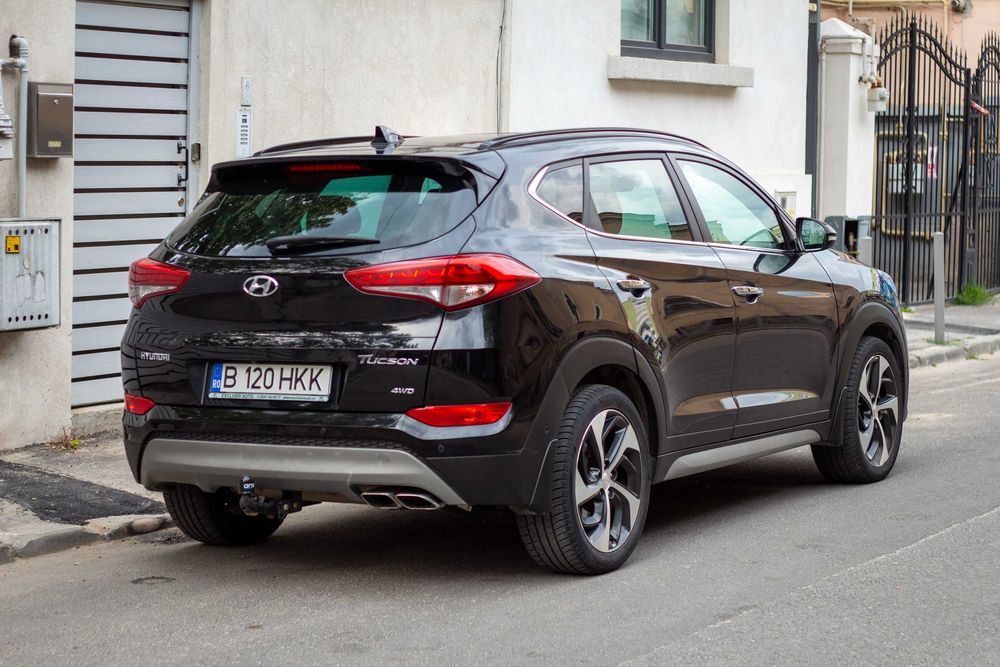 Hyundai Tucson 2.0 CRDI 4x4 Luxury Pack +