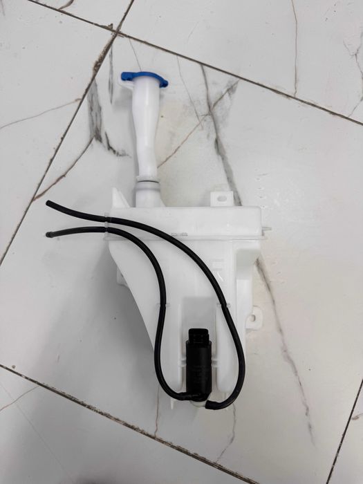 Geely Coolray  Бачок омывателя