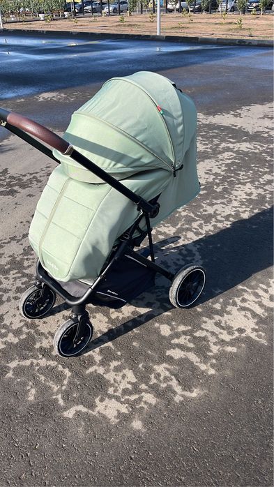 Продам детскую коляску