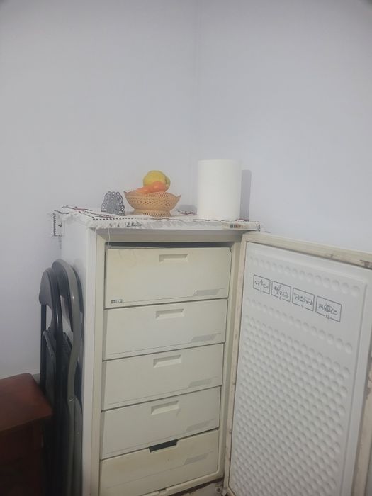 Vând lada frigorifica Artic