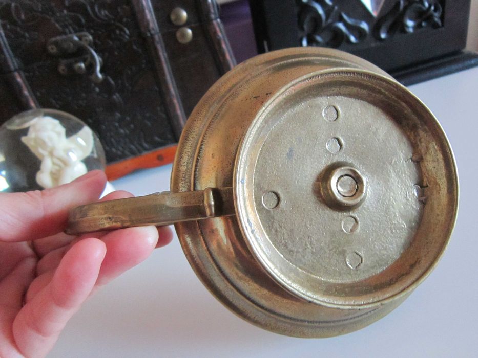 bronz masiv cu maner Suport sfesnic design brutalist Germania