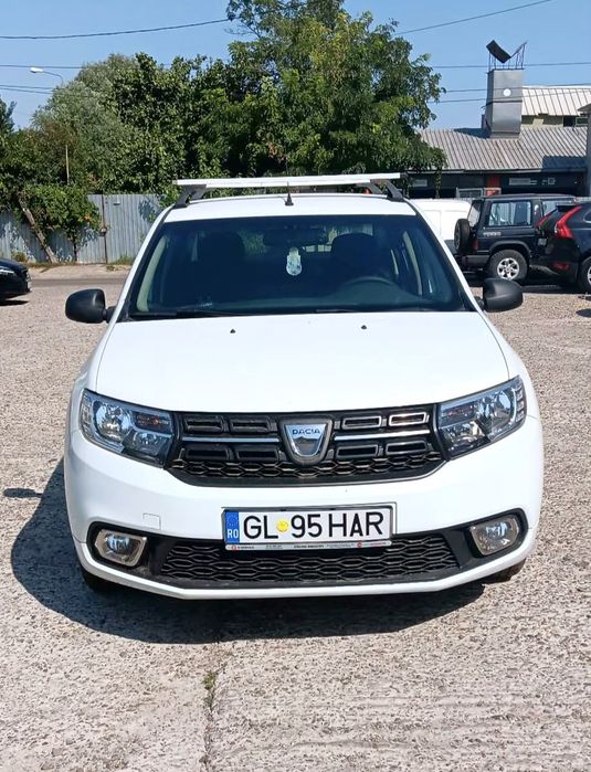 Vând Dacia Logan