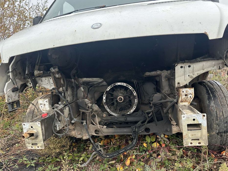 Мерцедес Спринтер на части 2011г !