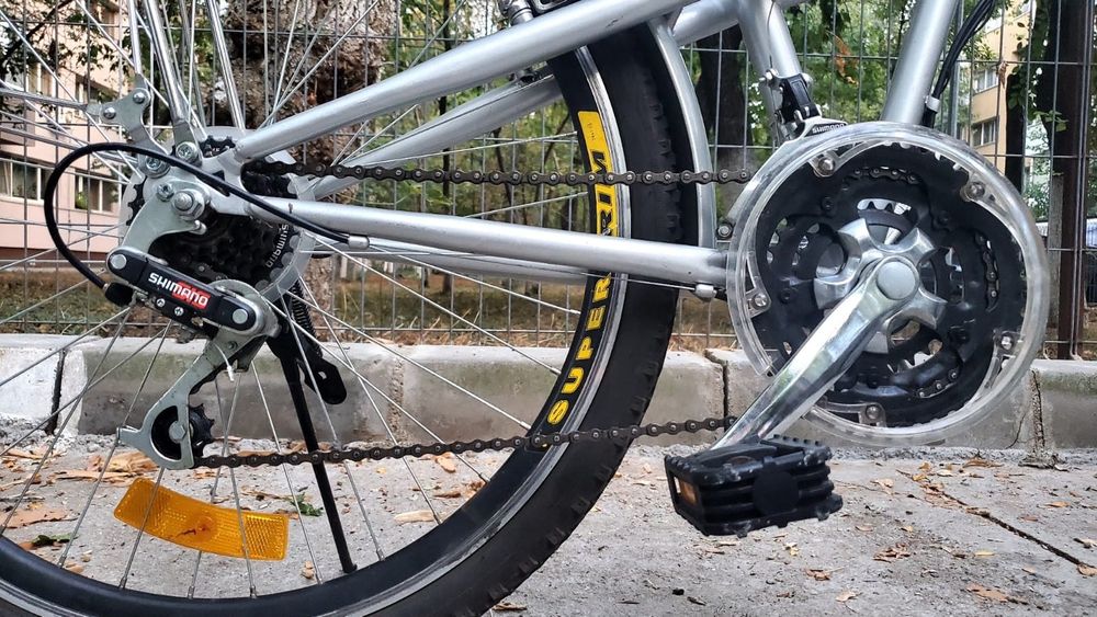 Bicicleta pliabila, putin folosita, 3 ambreaje, 18 viteze