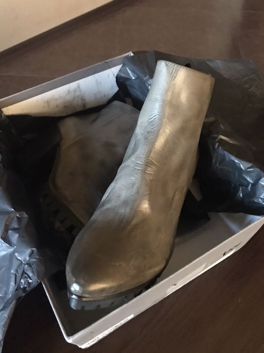 Елегантни боти на италианската марка Vic