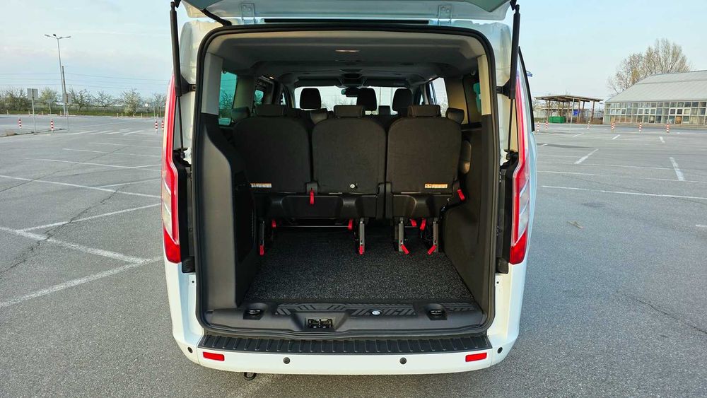 Ford Tourneo Custom 2,2 TDCI, 155 CP, 9 Locuri, 2016, Model lung