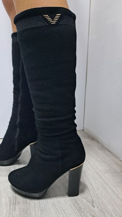 Зимние замшевые сапоги