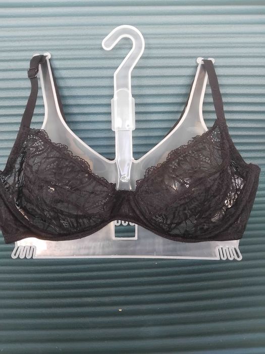 Primark дамски сутиен  80С -  перфектно оформящ бюста