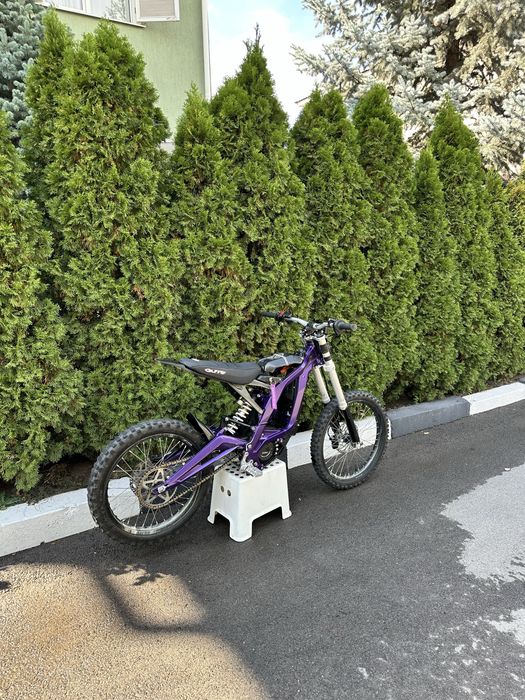 Surron light bee x 2025