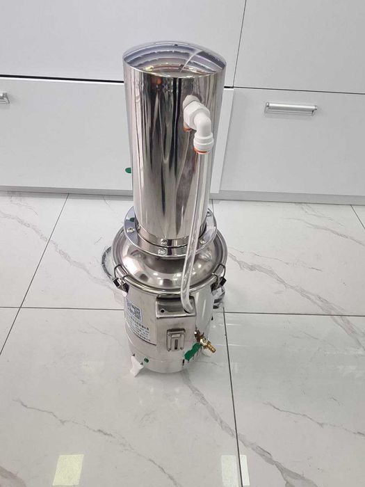 Дистиллятор воды мощностью в 10 литр в час 380 Вт