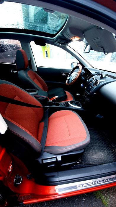 Nisan Qashqai  panoramic