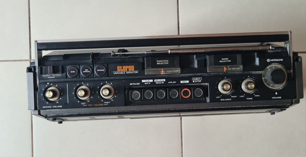 Hitachi TRK-5190EW Boombox Radio Casetofon Vintage Retro Vechi