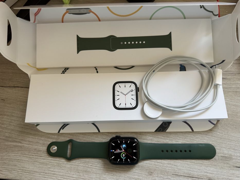Vand Apple Watch 7 45mm