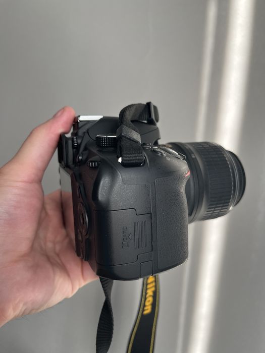 Nikon d3200 отличное состояние