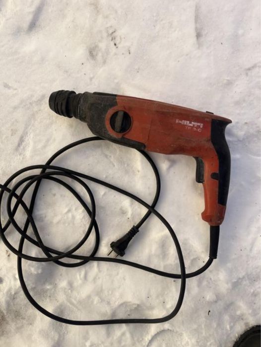 Продам перфоратор ТЕ 3С хилти hilti