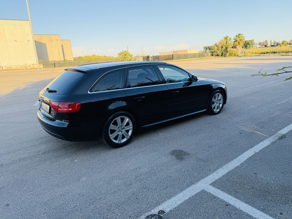 Audi A4 , quattro , an 2010