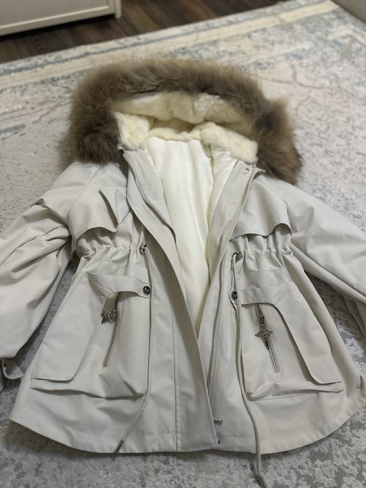 Куртка парка продаю новый