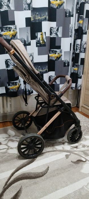 Cărucior de copii