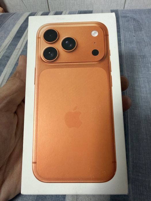 iPhone 17 pro идеальное состаяние