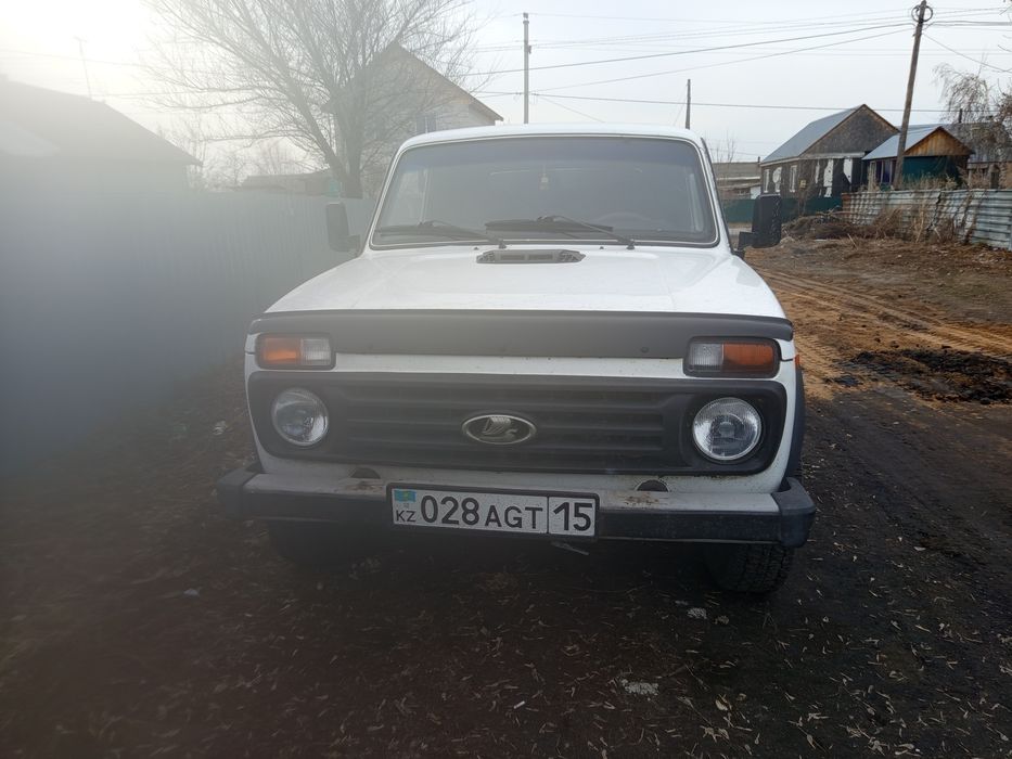 Продам автомобиль нива