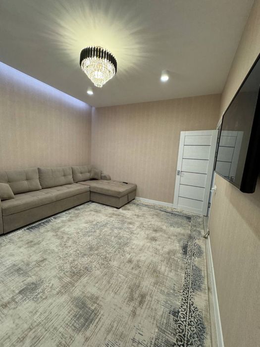 3 комн 3-этаж новостройка