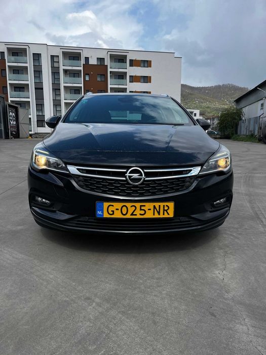 Opel Astra Sports Tourer+ 1.6 CDI