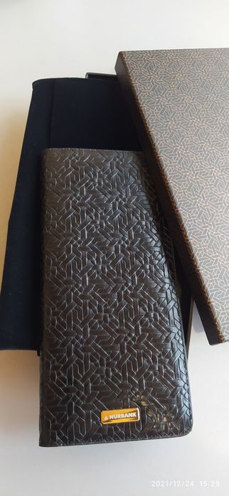 Продам органайзер для кредиток