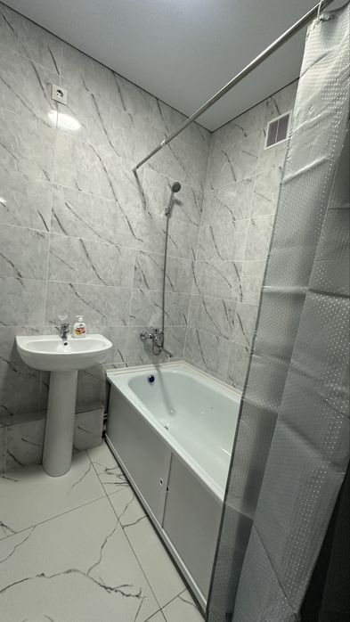 Береке Плаза почасовой