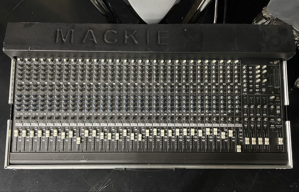 Продается пульт Mackie SR32 4-VLZPRO 32.