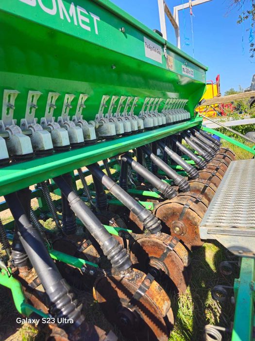 Masina plantat Cramer 4rand,Semanatoare paioase Bomet dubludisc 3m 23r