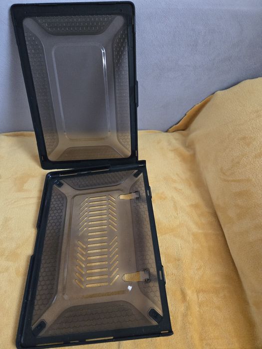 Carcasa de protectie pentru laptop Apple MacBook Pro 16 A2485, A2780