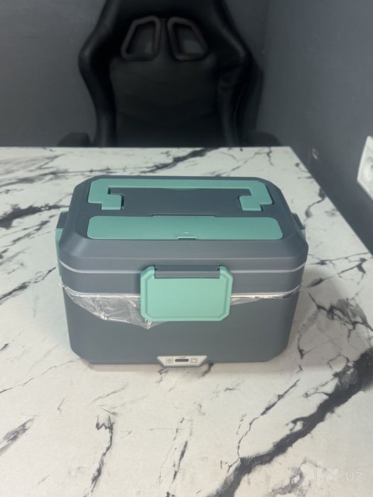 Lunch box elektroniy uyda va mashinada